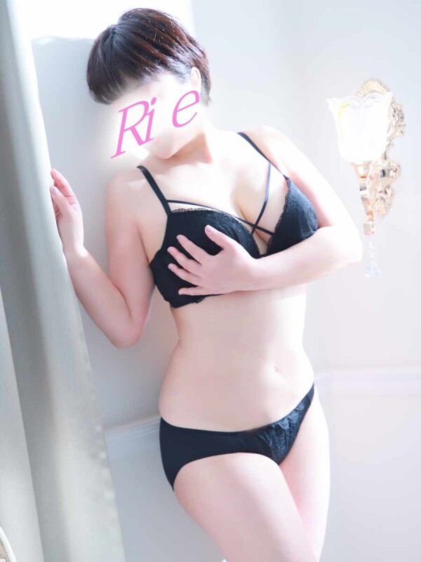 りえ