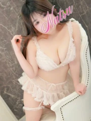 なつ(22)