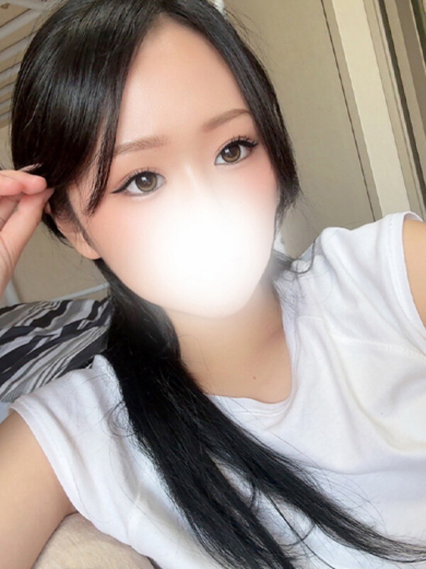 かなみ(22)