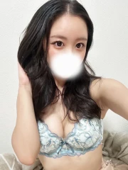 えな(22)