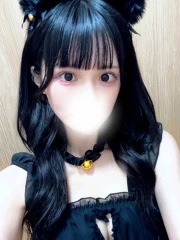 めい(21)