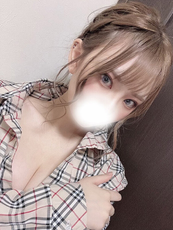 ももな