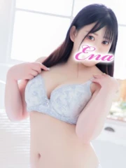 えな(22)