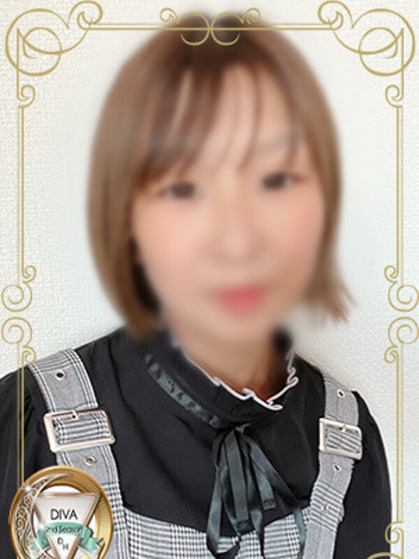 えみ(22)