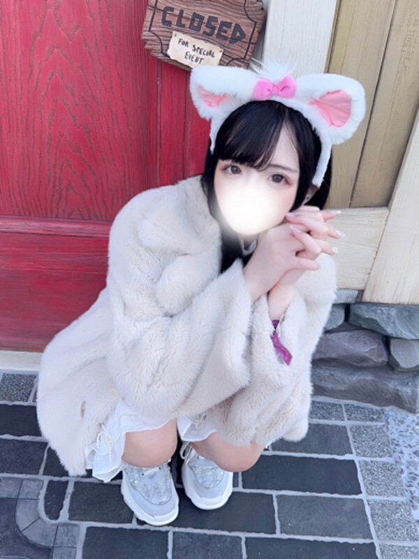 めい(21)